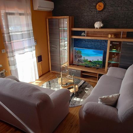 Apartman Barbara Apartman Póla Kültér fotó